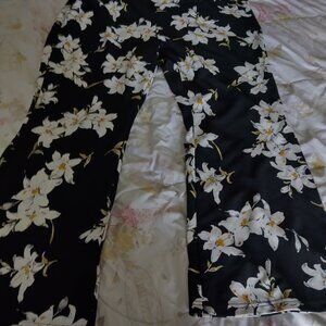 Shein fit plus size daisy pants very pretty. final price buy now